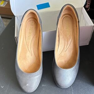 Dreamers Silver Women's Flats